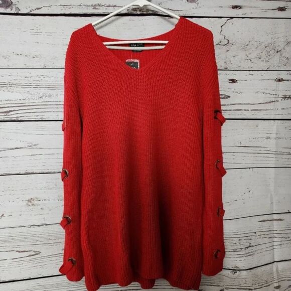 City Chic Red Grommet Sweater 24 NWT - Picture 3 of 4